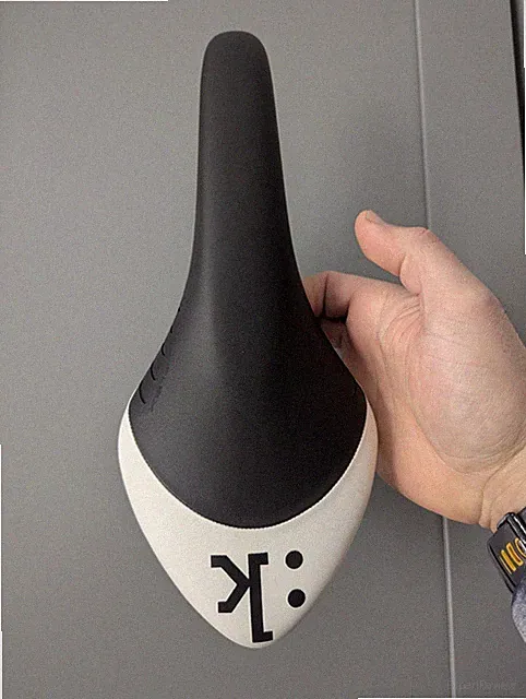 new fi'zi:k fizik ARIONE Tri2 K1 Triathlon Saddle Carbon Shell black and white